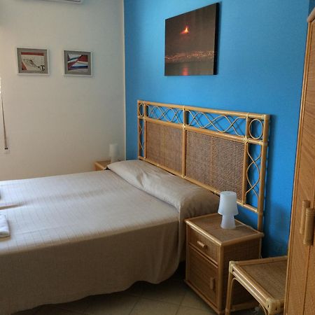 Hotel Il Triangolo Agnone Bagni Esterno foto
