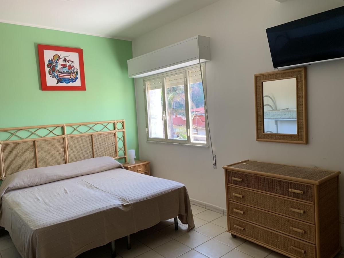 Hotel Il Triangolo Agnone Bagni Esterno foto