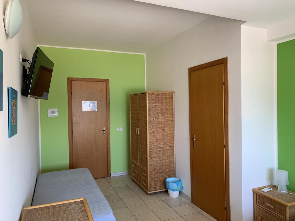 Hotel Il Triangolo Agnone Bagni Esterno foto