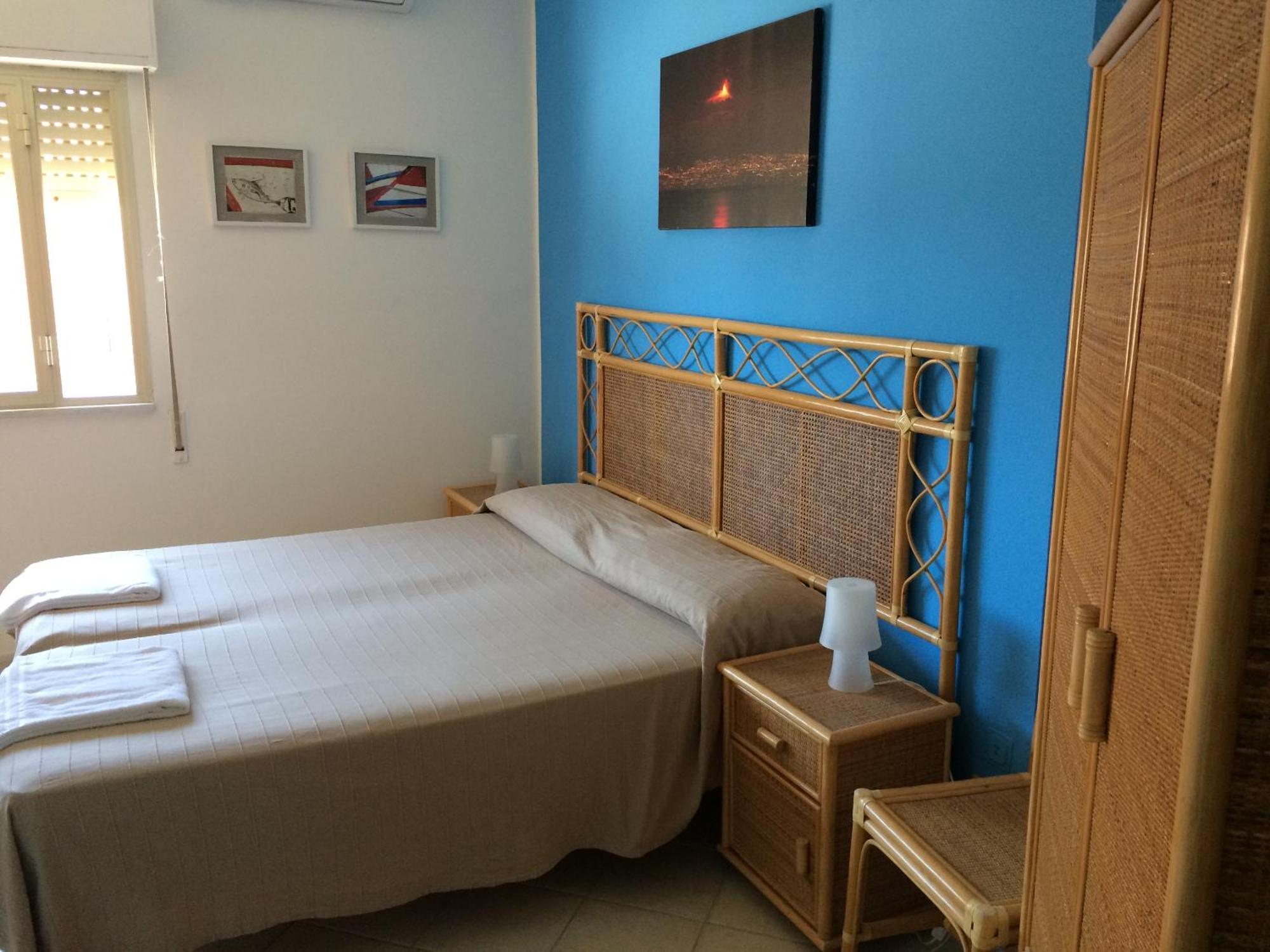 Hotel Il Triangolo Agnone Bagni Esterno foto